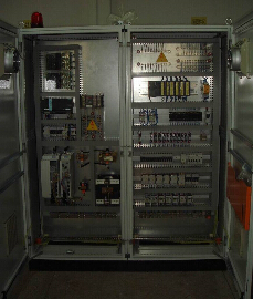 PLC邏輯控制柜工作穩定功能齊全
